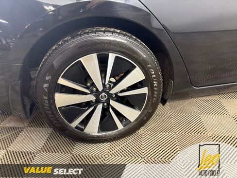 Used 2021 Nissan Altima 2.5 SV FWD image 23