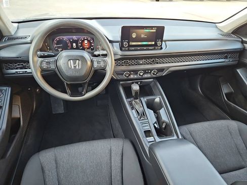 Used 2025 Honda Accord LX image 26