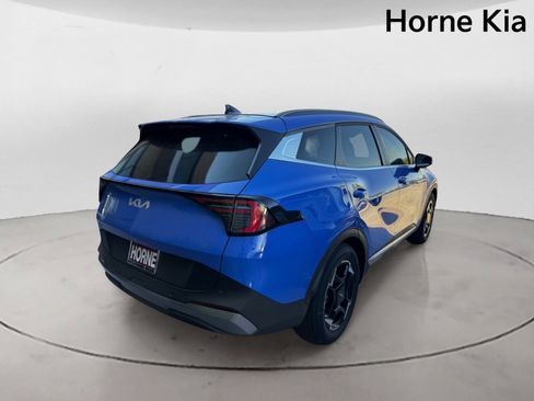 New 2026 Kia Sportage EX FWD image 4