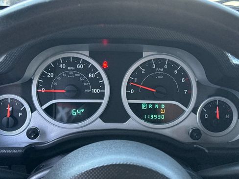 Used 2010 Jeep Wrangler Unlimited Sport w/ Trailer Tow Group AWD/4WD image 22
