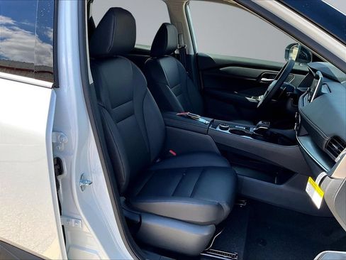 New 2026 Nissan Rogue Dark Armor AWD/4WD image 11