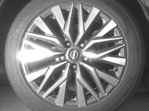 Used 2025 Nissan Altima 2.5 SV FWD image 15