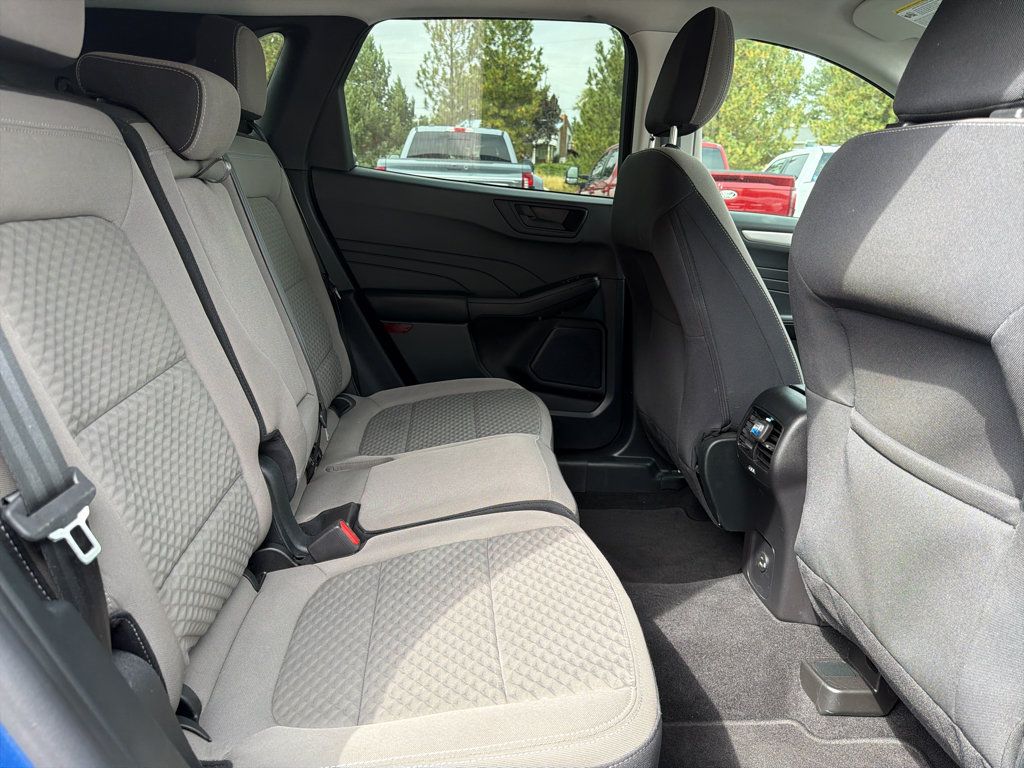 Used 2022 Ford Escape SE w/ Convenience Package AWD/4WD image 26