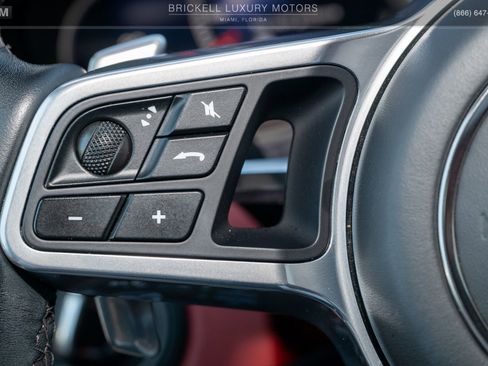 Used 2023 Porsche Cayenne GTS w/ Premium Package Plus image 29