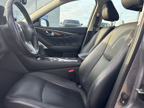Used 2018 INFINITI Q50 Luxe w/ Sensory Package (Luxe) image 8