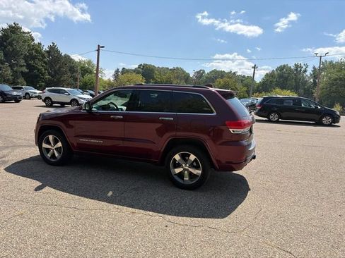 Used 2016 Jeep Grand Cherokee Overland w/ Advanced Technology Group AWD/4WD image 34