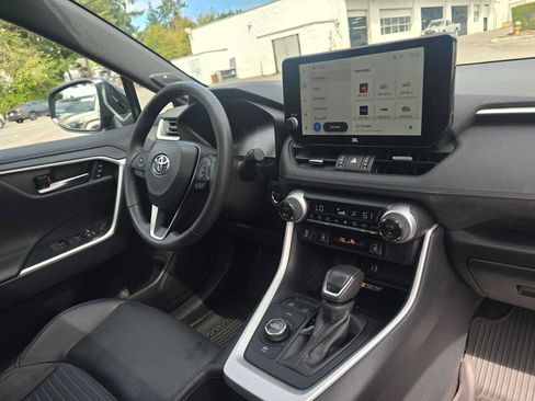 Used 2024 Toyota RAV4 XSE w/ Advanced Technology Package AWD/4WD image 10
