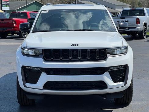 New 2026 Jeep Grand Cherokee L Limited AWD/4WD image 45