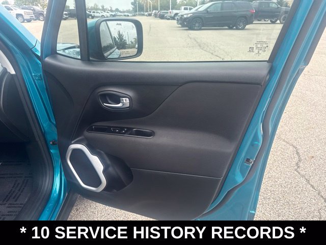 Used 2021 Jeep Renegade Latitude w/ Convenience Group AWD/4WD image 14