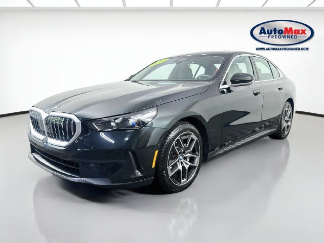 Used 2026 BMW 530i xDrive AWD/4WD image 5