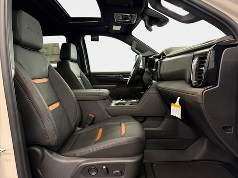 New 2026 GMC Sierra 3500 AT4 AWD/4WD image 12