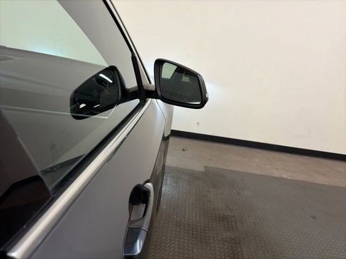 Used 2016 BMW X1 xDrive28i image 12