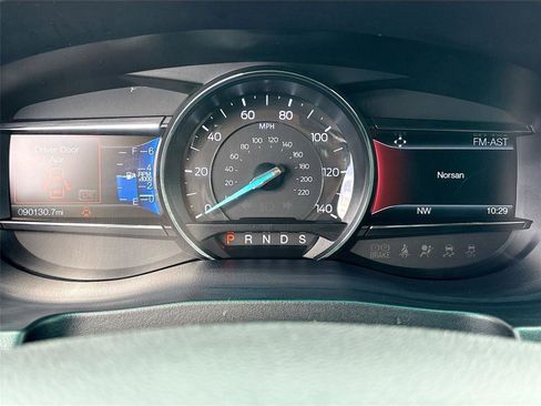 Used 2016 Ford Explorer XLT w/ Equipment Group 202A image 12