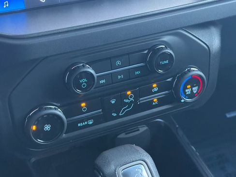 Used 2025 Ford Bronco 4-Door image 26