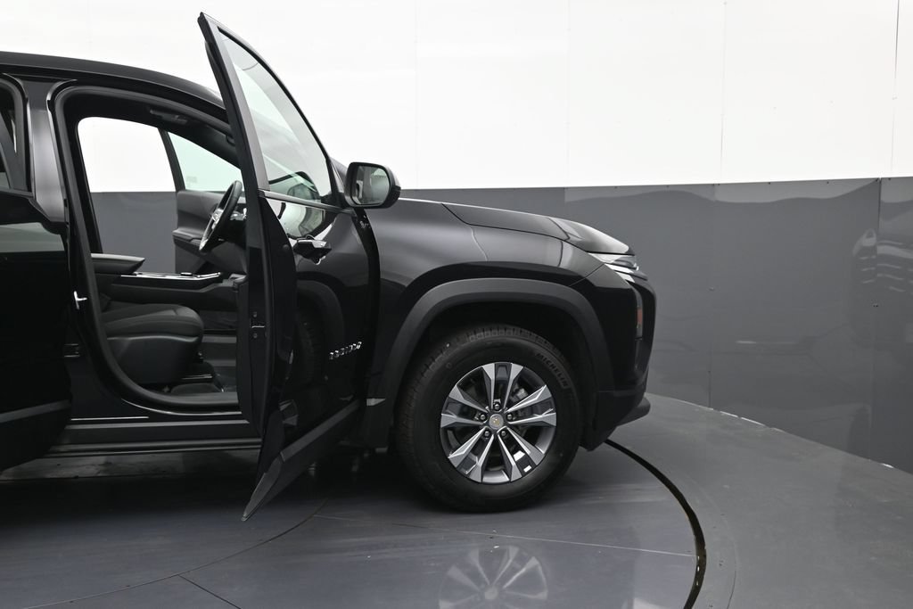 Certified 2026 Chevrolet Equinox LT AWD/4WD image 9