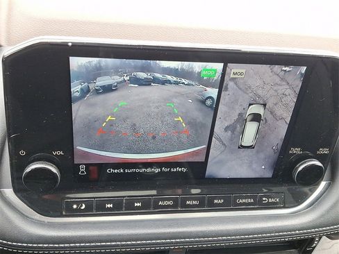 Used 2021 Nissan Rogue Platinum image 20