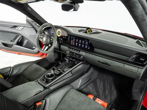 Certified 2025 Porsche 911 Carrera 4 GTS AWD/4WD image 19
