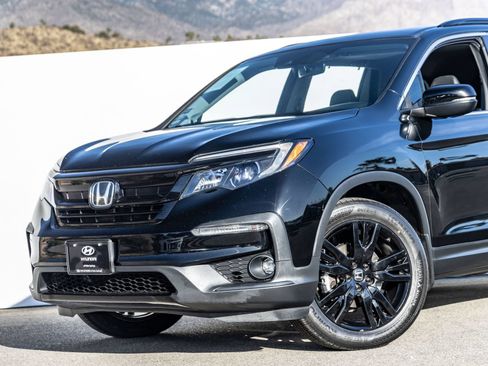 Used 2021 Honda Pilot Special Edition image 2