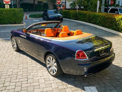 Used 2016 Rolls-Royce Dawn image 20