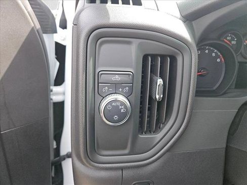 Used 2024 GMC Sierra 1500 Pro w/ Pro Value Package image 19