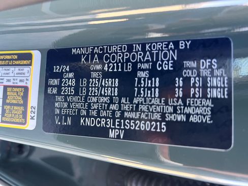 New 2025 Kia Niro EX Touring image 17