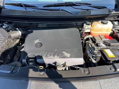 Used 2020 Chevrolet Traverse LT w/ LT Premium Package FWD image 34