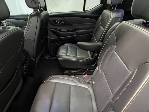 Used 2023 Chevrolet Traverse Premier AWD/4WD image 13