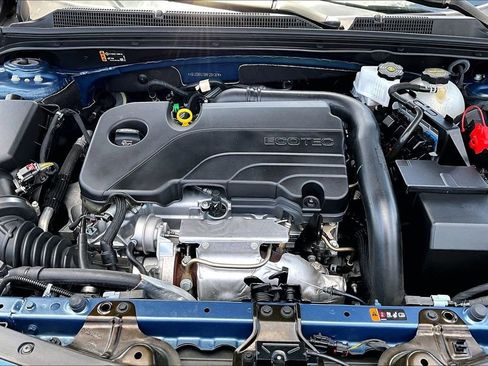 Used 2024 Chevrolet Malibu LT FWD image 31