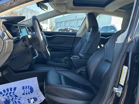 Used 2016 Tesla Model S 70 image 5