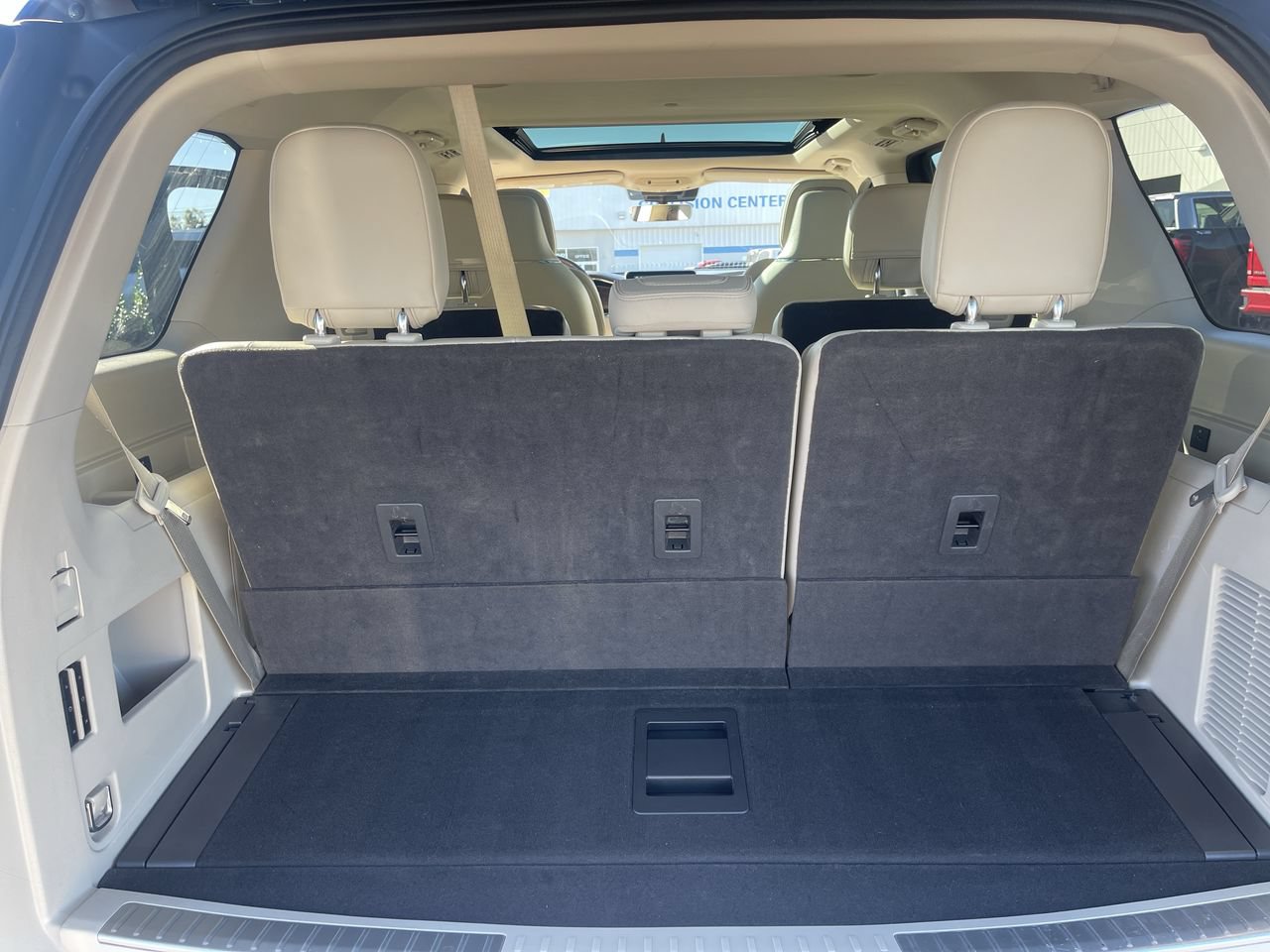 Used 2018 Lincoln Navigator Reserve w/ Technology Package AWD/4WD image 27