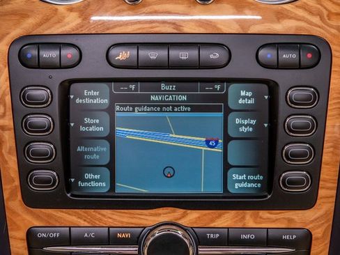 Used 2011 Bentley Continental GTC image 32