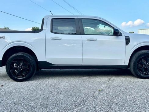Used 2024 Ford Maverick Lariat w/ FX4 Off-Road Package AWD/4WD image 4