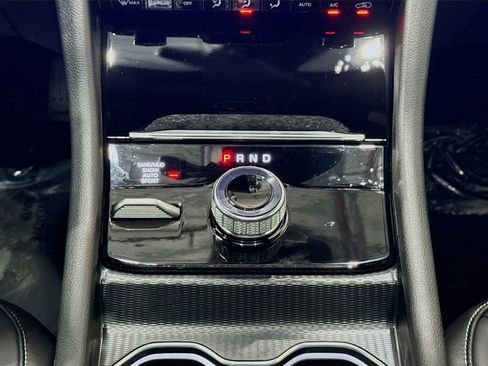 New 2025 Jeep Grand Cherokee L Limited w/ Black Appearance Package image 28