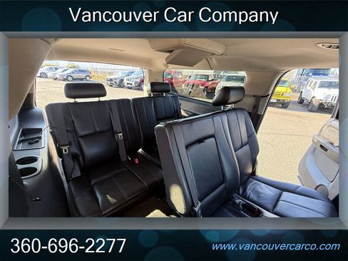 Used 2009 Chevrolet Suburban LT AWD/4WD image 16