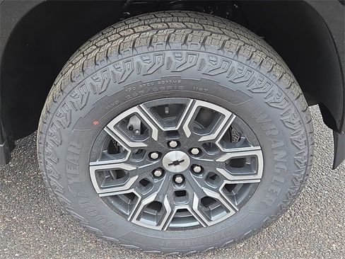 New 2026 Chevrolet Colorado Z71 w/ Technology Package image 6