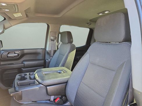 Used 2022 Chevrolet Silverado 1500 Custom image 13