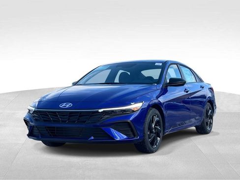 New 2026 Hyundai Elantra Sport FWD image 2