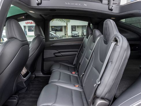 Used 2022 Tesla Model X AWD/4WD image 28