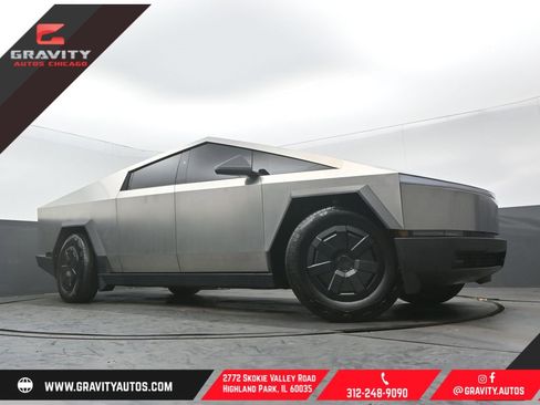 Used 2024 Tesla Cybertruck AWD Crew Cab image 1