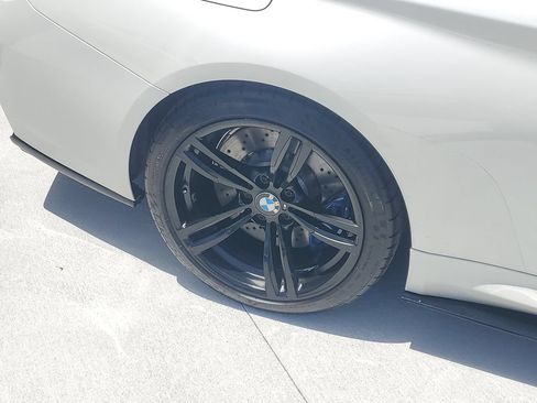Used 2015 BMW M4 Coupe RWD image 13