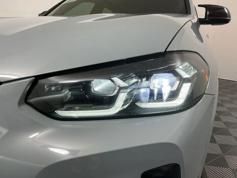 Used 2023 BMW X4 M40i w/ Premium Package image 8