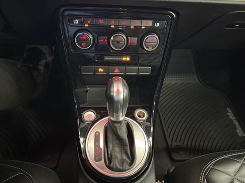 Used 2019 Volkswagen Beetle 2.0T Final Edition SEL FWD image 35