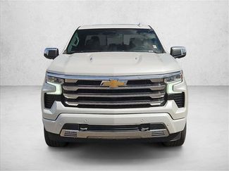 Used 2023 Chevrolet Silverado 1500 High Country w/ High Country Premium Package AWD/4WD video 2