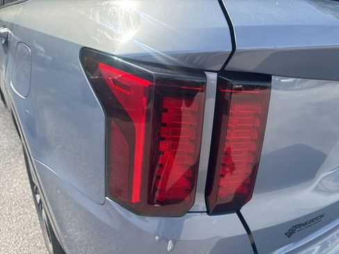 Used 2022 Kia Sorento S image 9