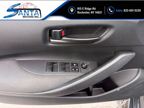 Used 2024 Toyota Corolla LE FWD image 11