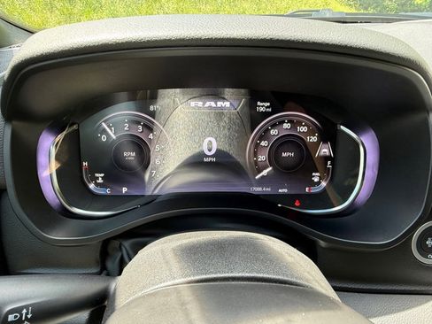 Used 2025 RAM 1500 Big Horn AWD/4WD image 20
