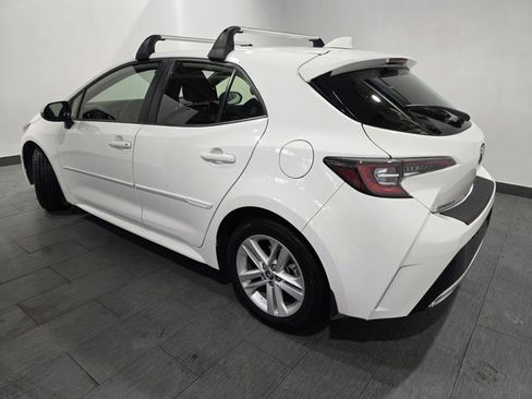 Used 2022 Toyota Corolla SE image 3