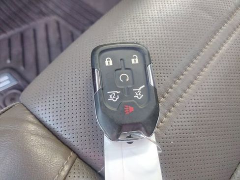 Used 2019 GMC Yukon XL Denali w/ Open Road Package image 32