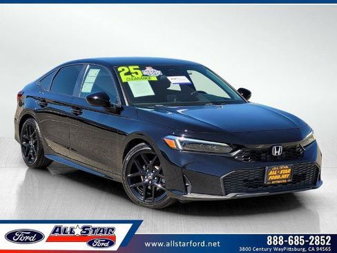 Used 2025 Honda Civic Sport image 1