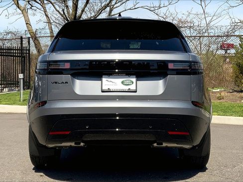 New 2026 Land Rover Range Rover Velar Dynamic SE image 4